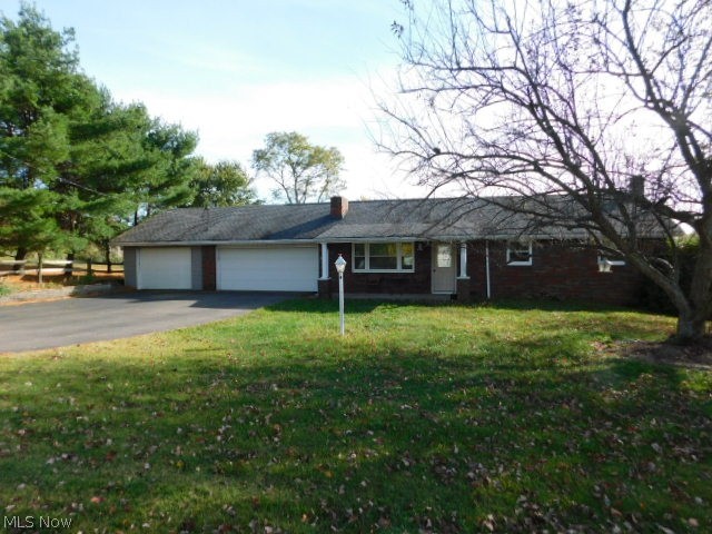 BRICK AND VINYL RANCH STYLE HOME WITH 3 BEDROOMS,2-1/2 BATHS.3 CAR GARAGE ATTACHED TO HOME WITH EASY ACCESS INTO KITCHEN.OFF OF THE EAT-IN KITCHEN IS A LARGE FAMILY FAMILY ROOM LEADING TO A OUTDOOR DECK.THIS ROOM CANALSO BE A GREAT FORMAL DINING . . ROOF IS 10 YEARS OLD, WINDOWS AND ASPHALT DRIVEWAY 2 YEARS OLD, FURNACE A.C AND BREAKER BOX 13 YEARS OLD.REC ROOM IS 90% FINISHED BUT NEEDS DRYWALL ON REAR WALL THEN ALL SPACKLED AND PAINTED. ALSO NEEDS SOME WIRING FINISHED UP AND FLOORING. WITH ROOM FINISHED HOME WOULD HAVE 450 MORE LIVABLE SQUARE FEET MAKING HOME 1,950 LIVABLE SQUARE FEET. ALMOST 1-1/2 ACRES OF GROUND WITH STORAGE SHED.SEPTIC SYSTEM IS 14 YEARS OLD.REAR YEARD HAS TONS OF FRUIT TREES WITH APPLES,NECTURINES,BLACKBLUE BERRRIES ALL FOR THE PICKINS.THIS IS A MUST SEE HOME INSIDE!HOME IS 9 MILES FROM STATE ROUTE 7 AND 1 MILES FROM FRIENDSHIP PARK.