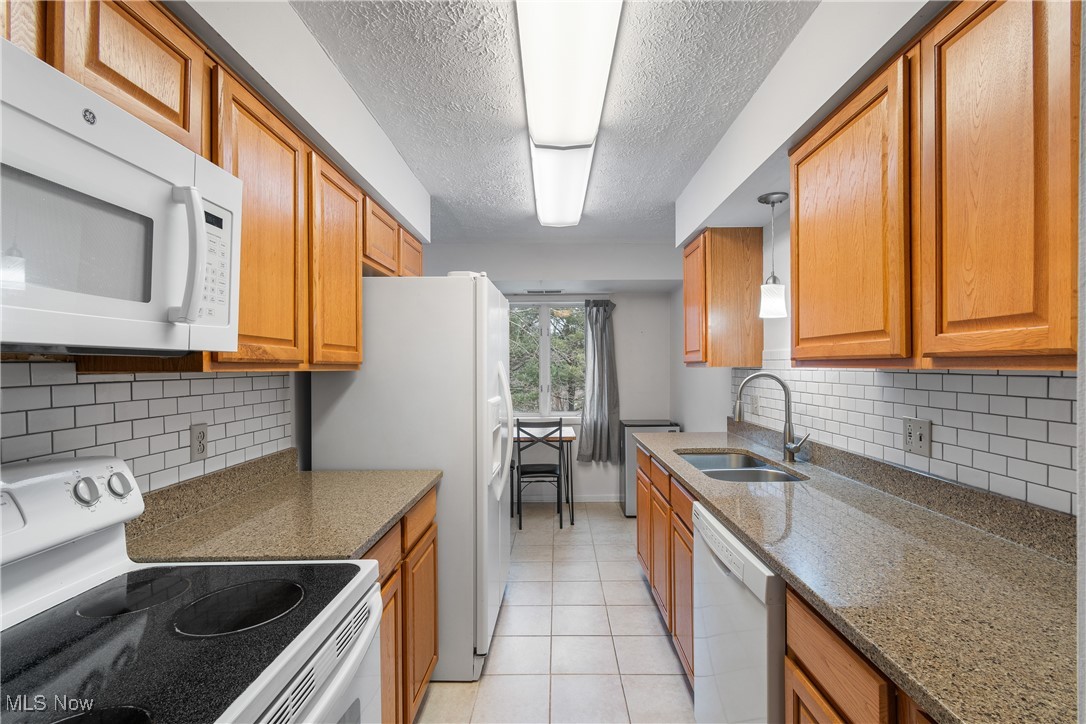 520 Meredith Lane #417, Cuyahoga Falls, Ohio image 11