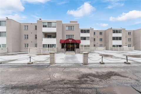 520 Meredith Lane Unit 417, Cuyahoga Falls, OH 44223 - MLS#: 5104883