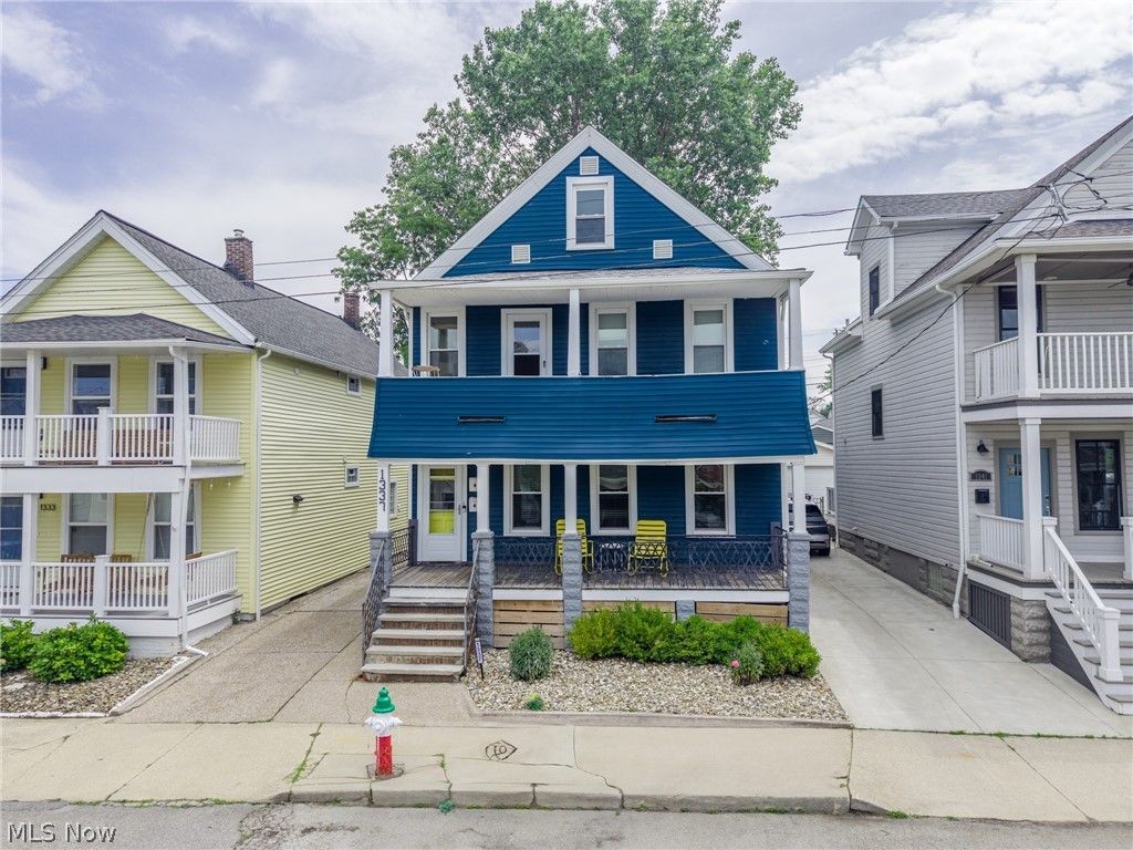 Photo of 1337 W 67th Street, Cleveland, OH 44102 (MLS # 5222892)