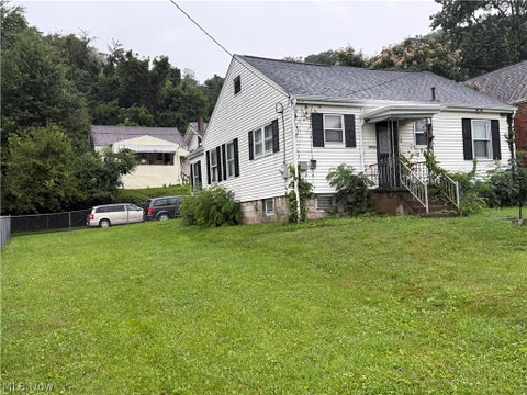 Homes For Sale - 4842 Noble Street<br/> Bellaire, OH 43906