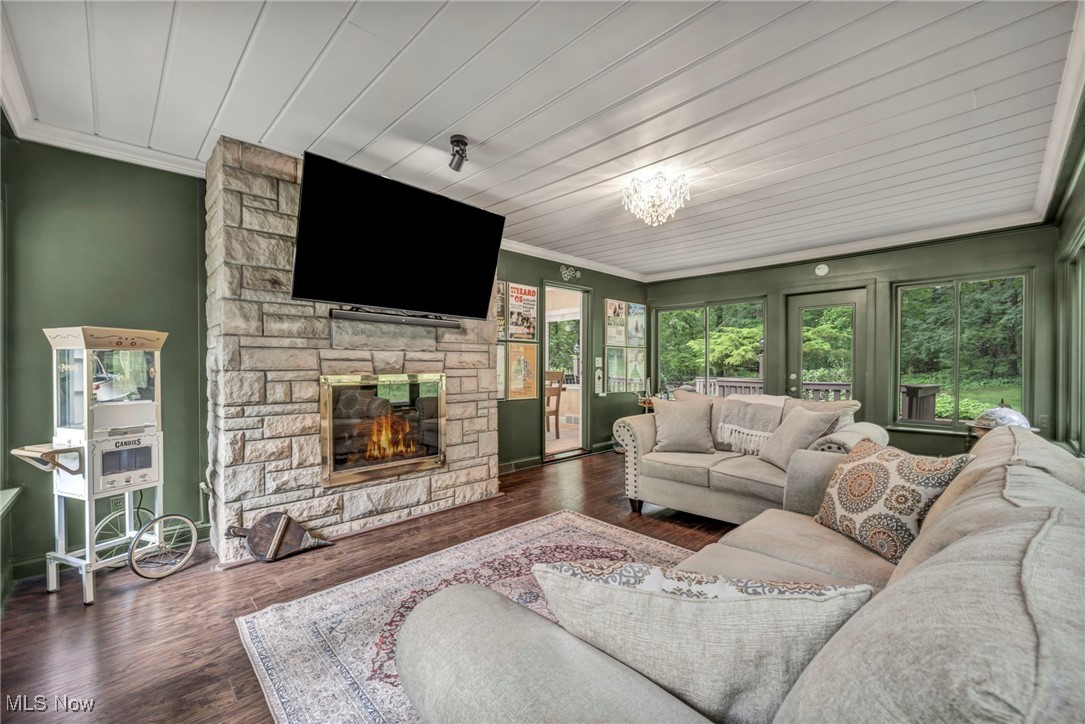 2663 Waltham Road