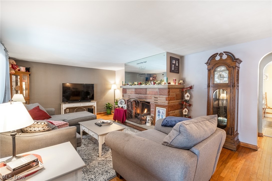 Frank Yuhas 01 - Residential