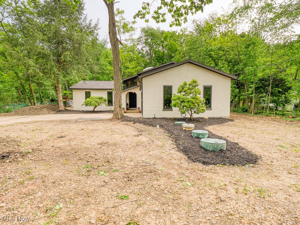 1429 Vermilion Road, Vermilion, Ohio image 3