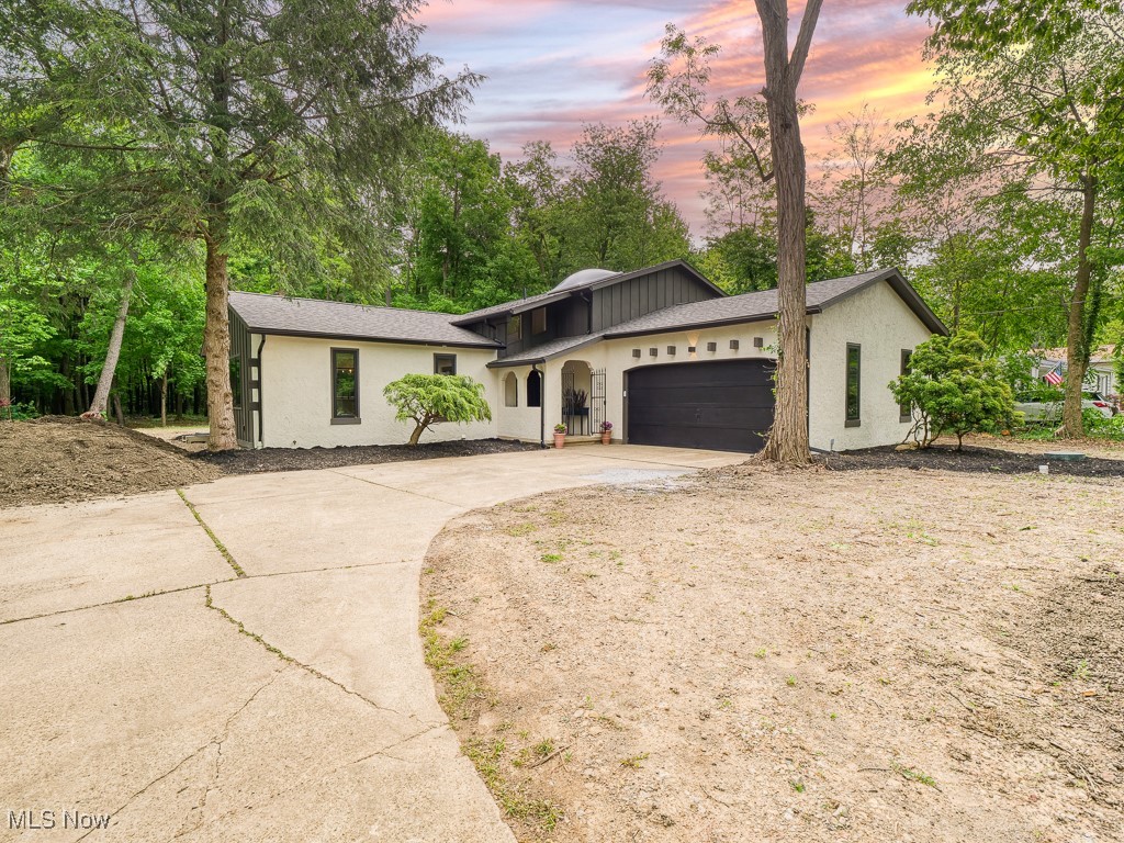 1429 Vermilion Road, Vermilion, Ohio image 1