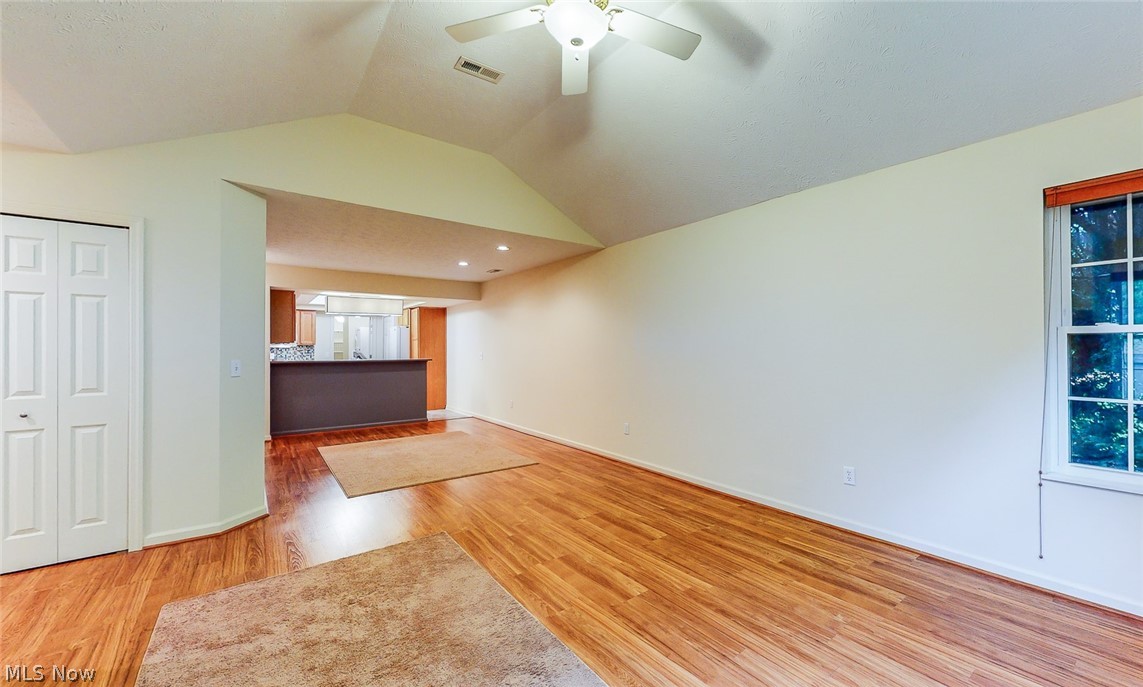 Villas/Oregon Trls Condos Ph 03 - Residential