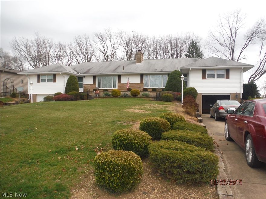 Exceptional Duplex! Very Well Maintained Ranch duplex, live on one side and rent the other. Unit 724 offers 3 Bedrooms, Spacious Living room with fireplace, Dining Area, Convenient Kitchen, Full private basement and 1 car garage. Unit 722 offers 2 Bedroom, Large Living room, Dining Area, Ample Kitchen, Full private basement and 1 car garage. Both have access to a Huge screened back porch and Overlook a Beautiful Backyard. Each Unit offers separate utilities. This is the perfect investment.