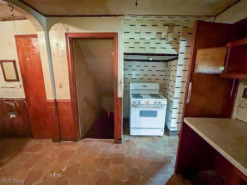 Ambler Realty Co East 147th St - Residential