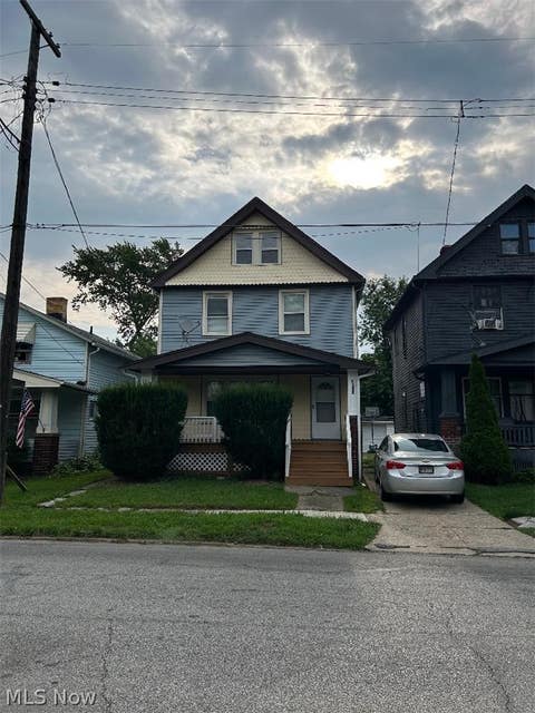 Homes For Sale - 3279 W 97 Street<br/> Cleveland, OH 44102