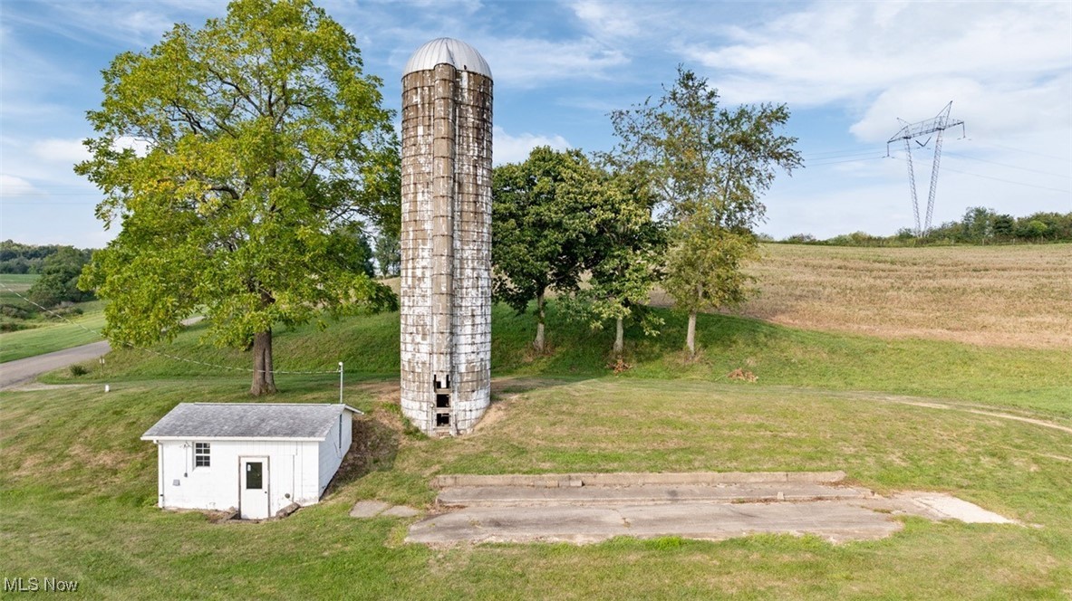 1241 Apollo Road, Carrollton, Ohio image 7