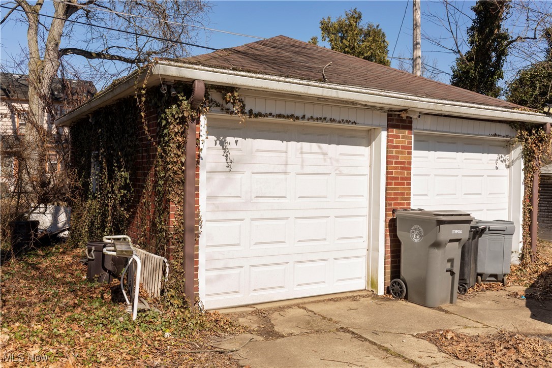 242 Upland Avenue, Youngstown, Ohio image 3