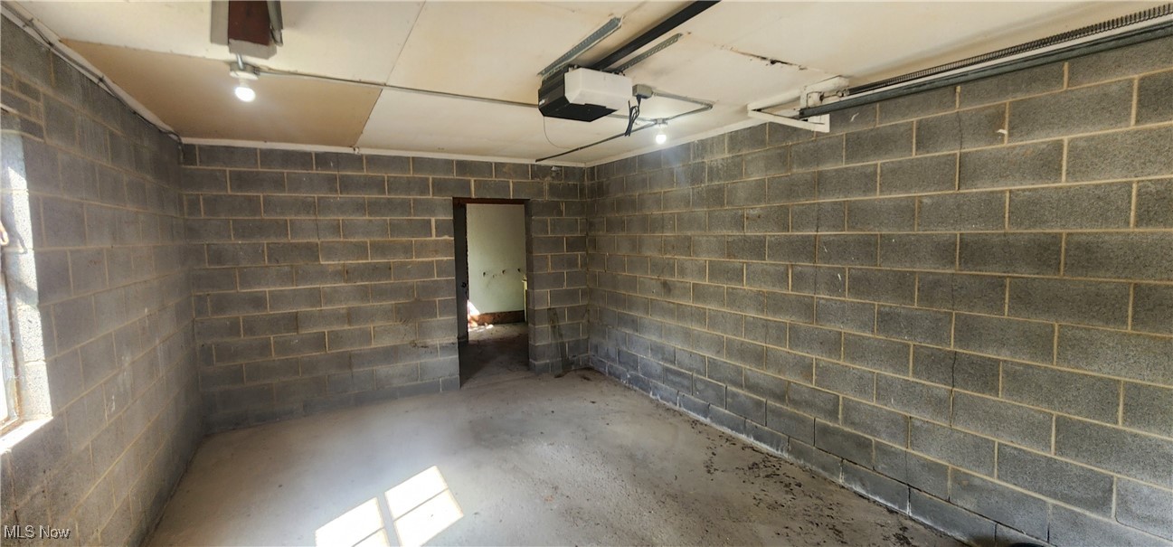 Helper & Cody Realty Cos Beac - Residential