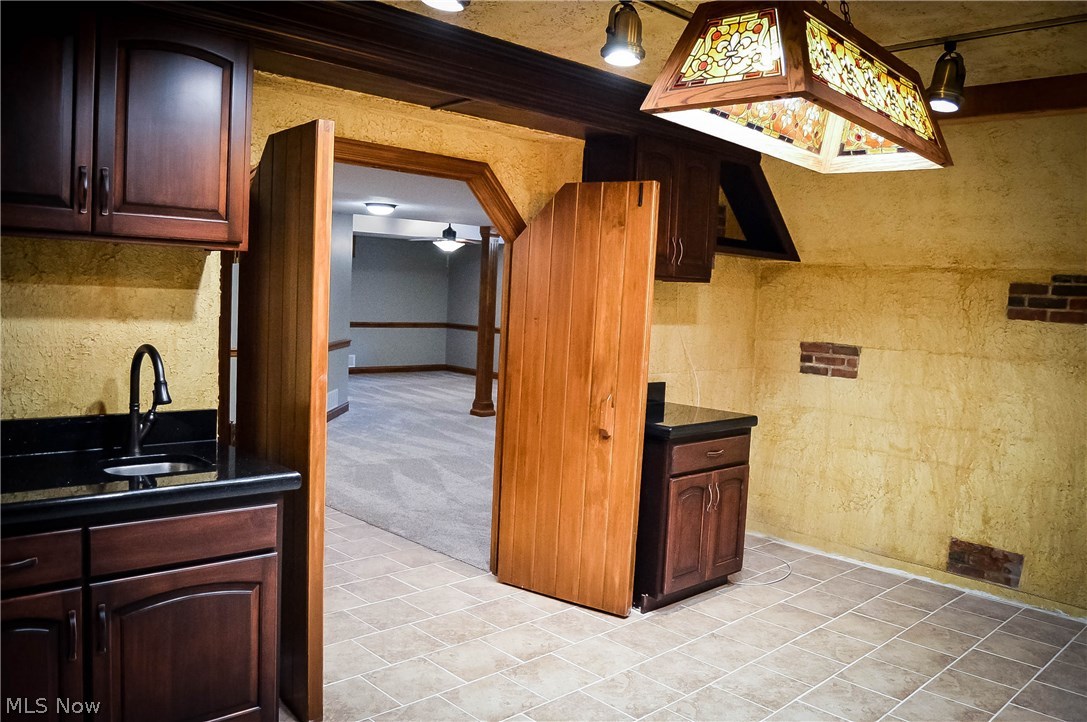 Foxchase Hills - Residential