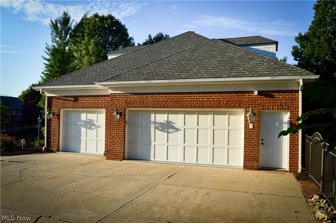 Foxchase Hills - Residential