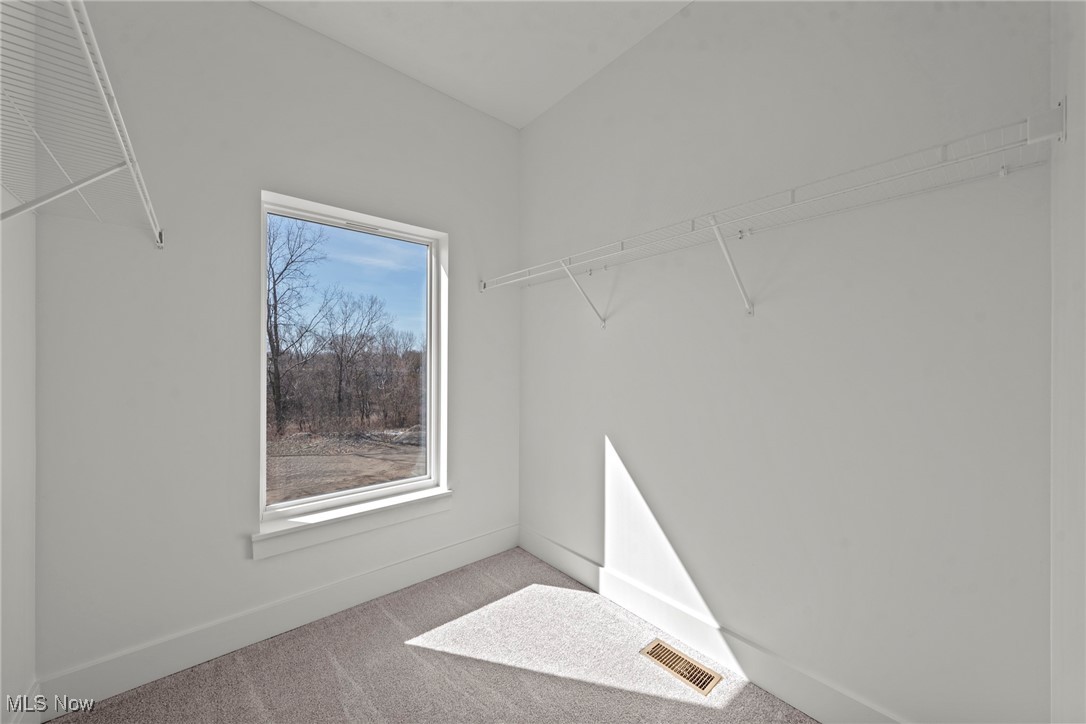 Cleveland, Ohio 44113, United States, 3 Bedrooms Bedrooms, ,4 BathroomsBathrooms,Residential,Active,96947