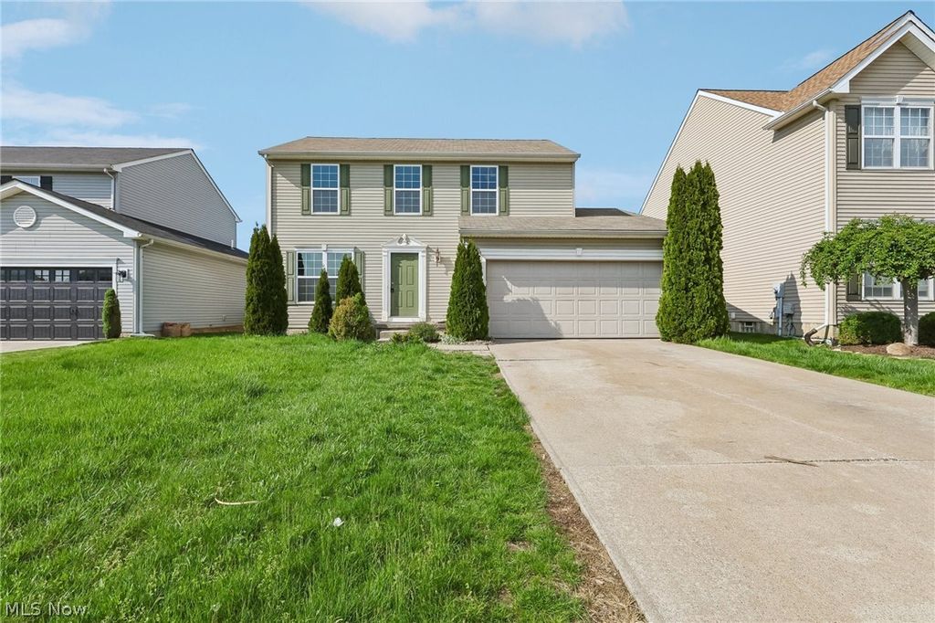 Photo of 38210 Kingston Drive, North Ridgeville, OH 44039 (MLS # 5204381)