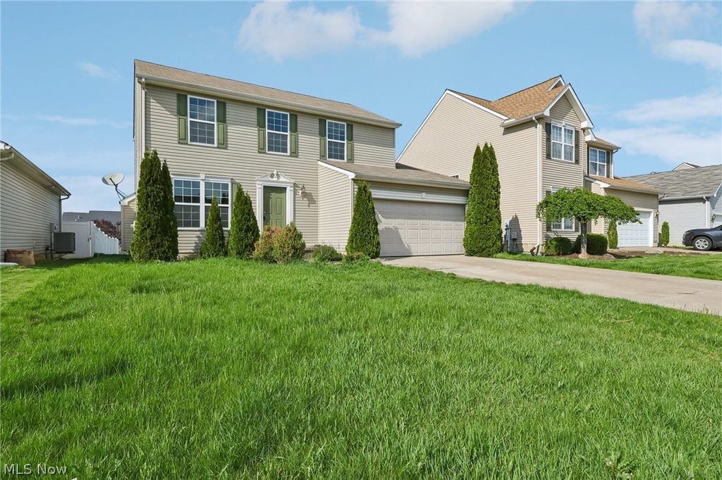 Photo of 38210 Kingston Drive, North Ridgeville, OH 44039 (MLS # 5204381)