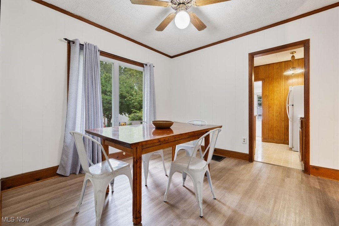 Cuyahoga Falls, Ohio 44221, United States, 2 Bedrooms Bedrooms, ,2 BathroomsBathrooms,Residential,Active,76717