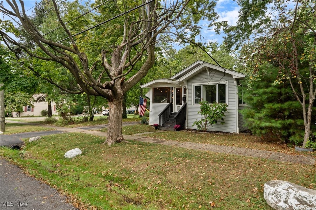 Cuyahoga Falls, Ohio 44221, United States, 2 Bedrooms Bedrooms, ,2 BathroomsBathrooms,Residential,Active,76717