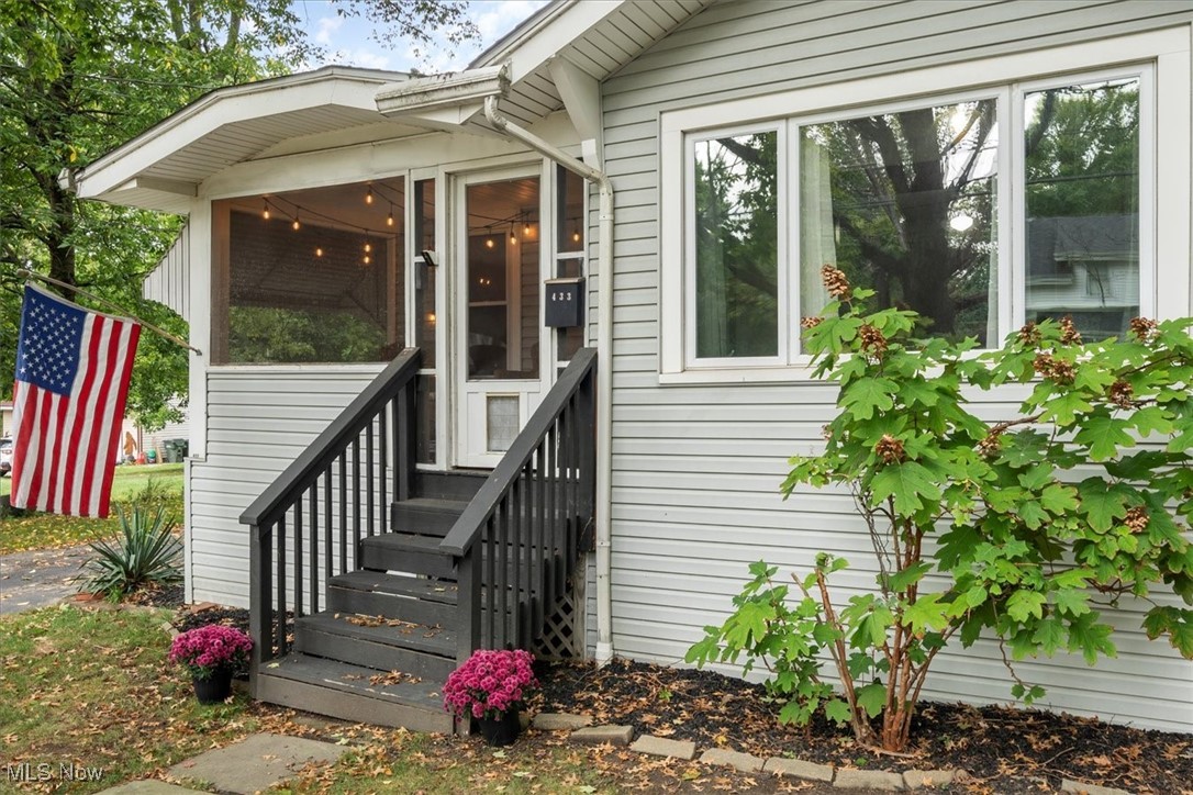 Cuyahoga Falls, Ohio 44221, United States, 2 Bedrooms Bedrooms, ,2 BathroomsBathrooms,Residential,Active,76717