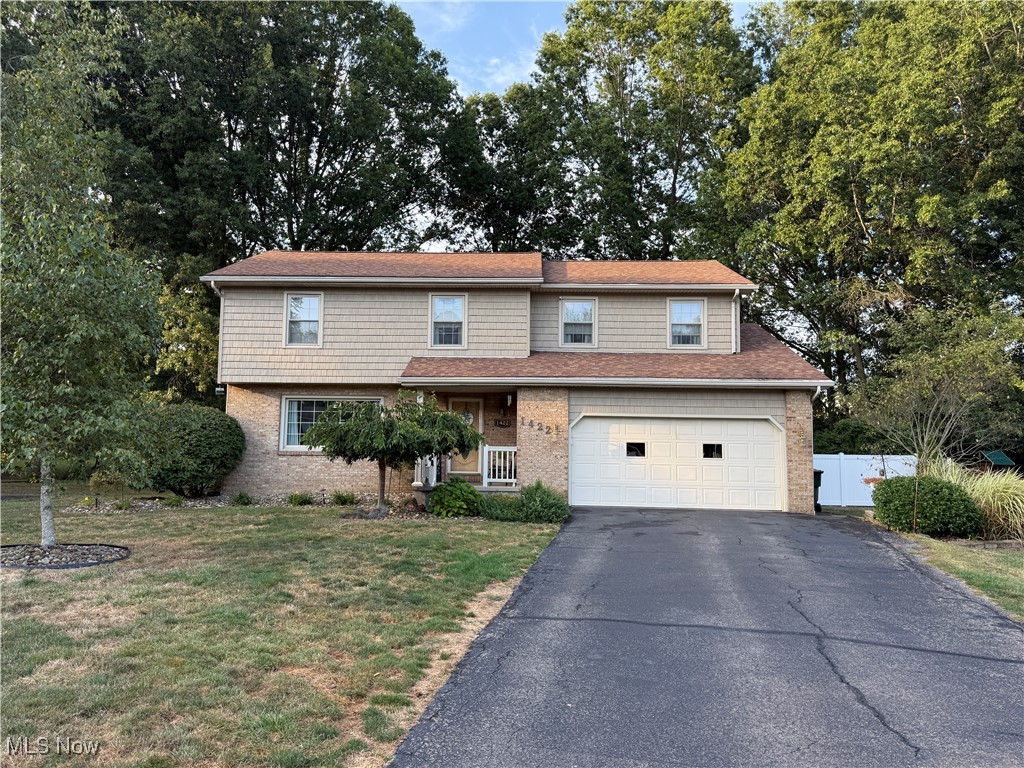 Welcome to 1422 Turnberry Drive!
Located in Boardman Township within the desirable Canfield School District, this beautifully maintained home offers both comfort and functionality with plenty of living space inside and out. Situated on a quiet cul-de-sac, the property provides a peaceful setting while remaining close to local parks, shopping, and dining.
Step inside to find a bright and spacious living room filled with natural light from the large picture window. The eat-in kitchen features warm wood cabinetry, stainless steel appliances, and ample counter space, flowing seamlessly into the dining area—perfect for family meals and entertaining. Just off the kitchen, a cozy den with a brick fireplace and sliding doors opens to the expansive deck and concrete patio, ideal for outdoor gatherings and enjoying the wooded backyard.
Upstairs, you’ll find generously sized bedrooms, including a spacious primary suite, along with additional bedrooms offering versatility for family, guests, or office space. The home also features a full basement, perfect for storage, hobbies, or finishing for even more living space.