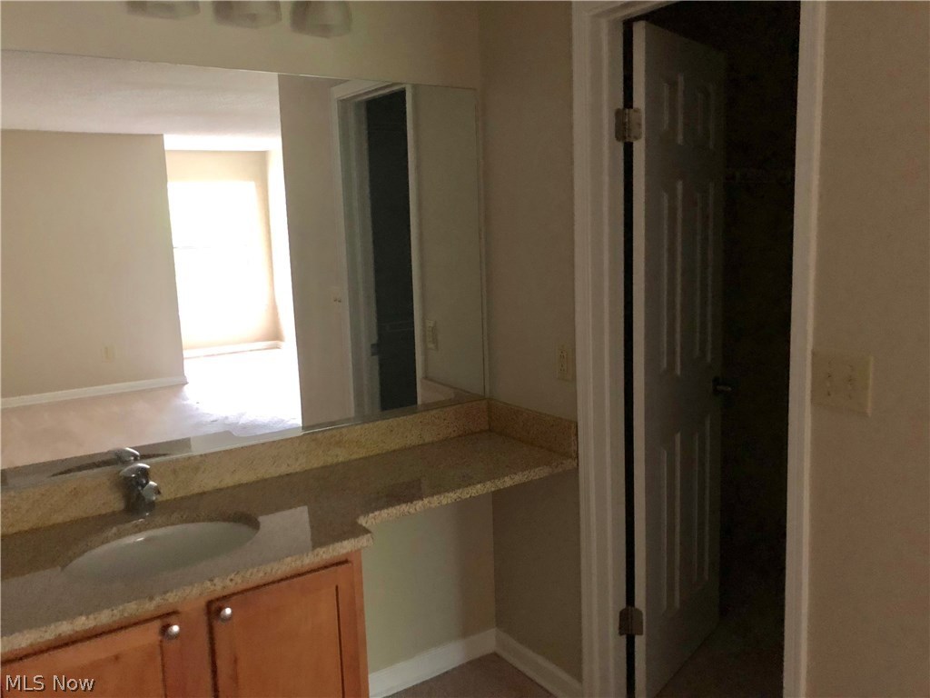 Woodhawk Club - Residential Lease