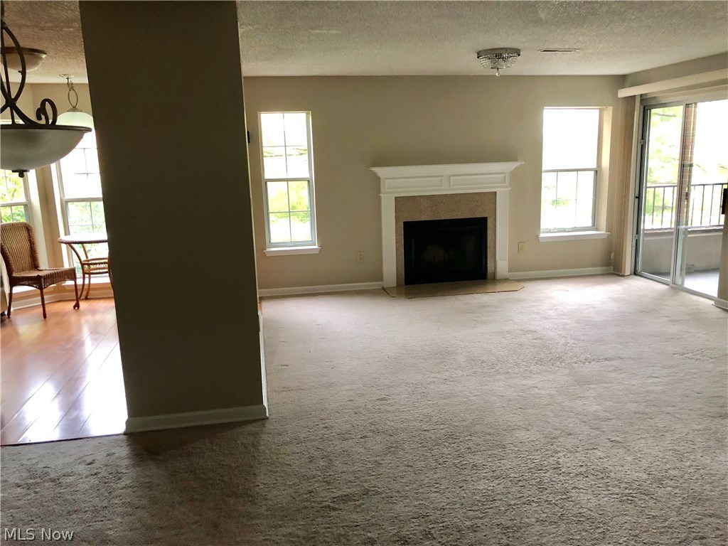 Woodhawk Club - Residential Lease