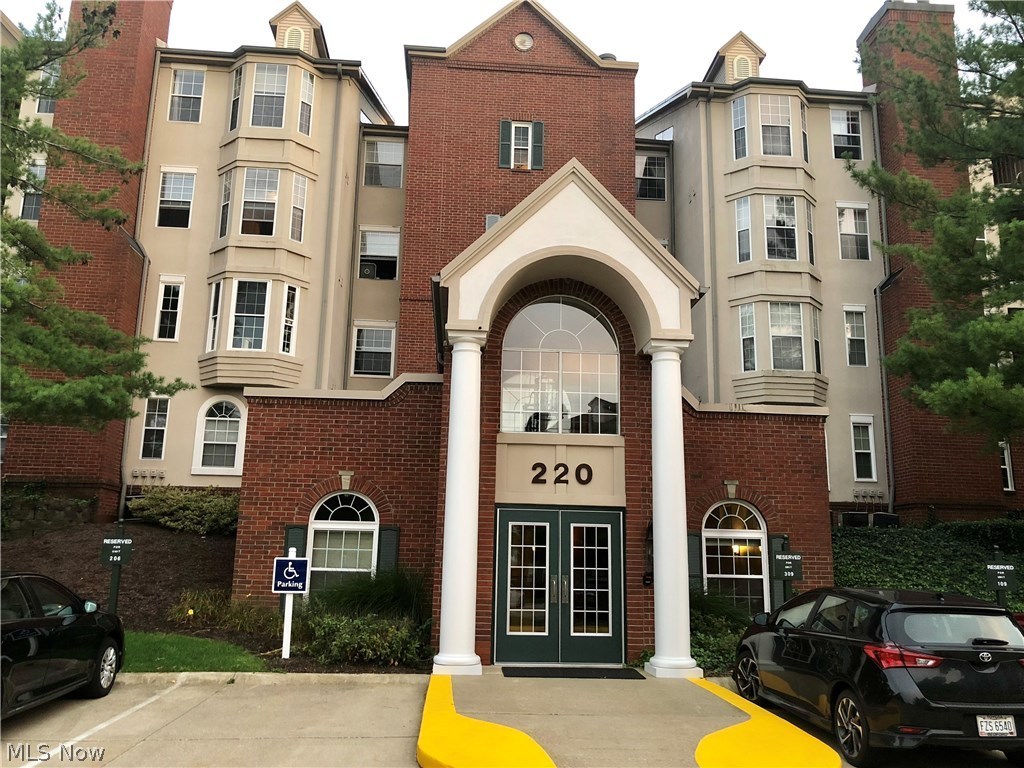 Woodhawk Club - Residential Lease