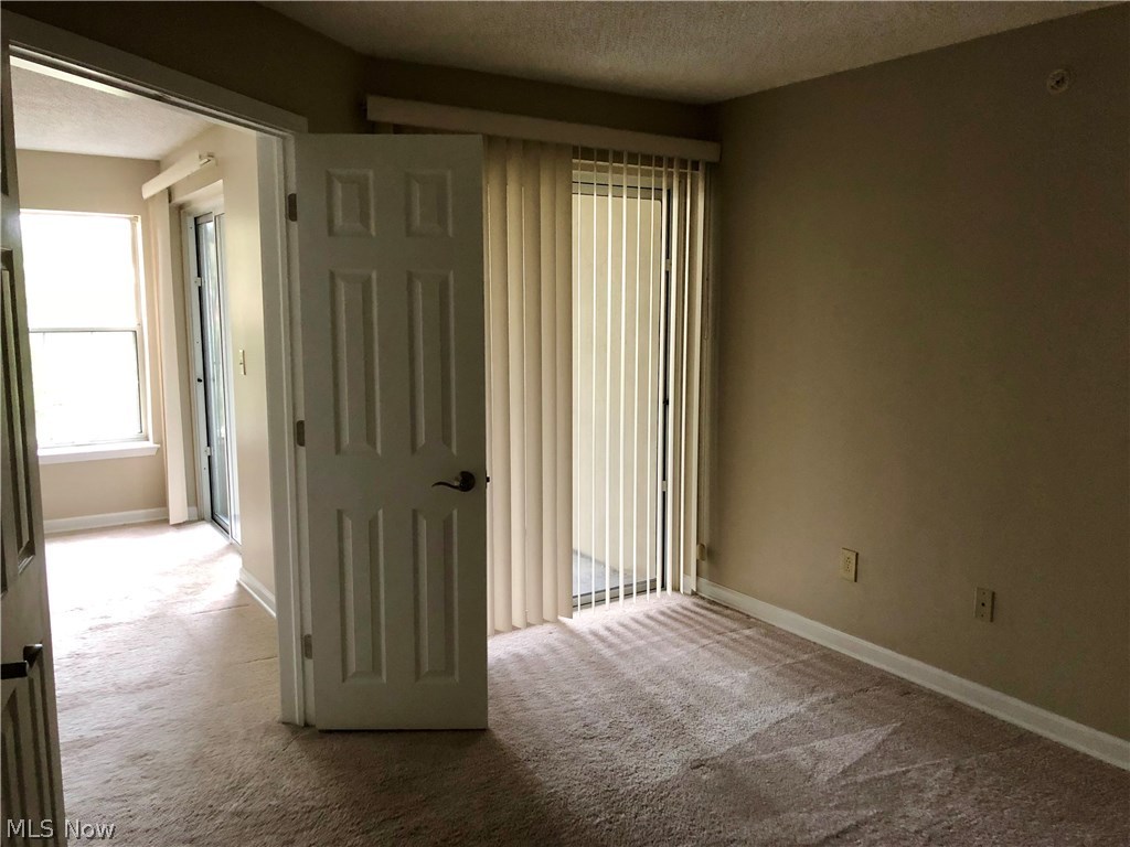 Woodhawk Club - Residential Lease