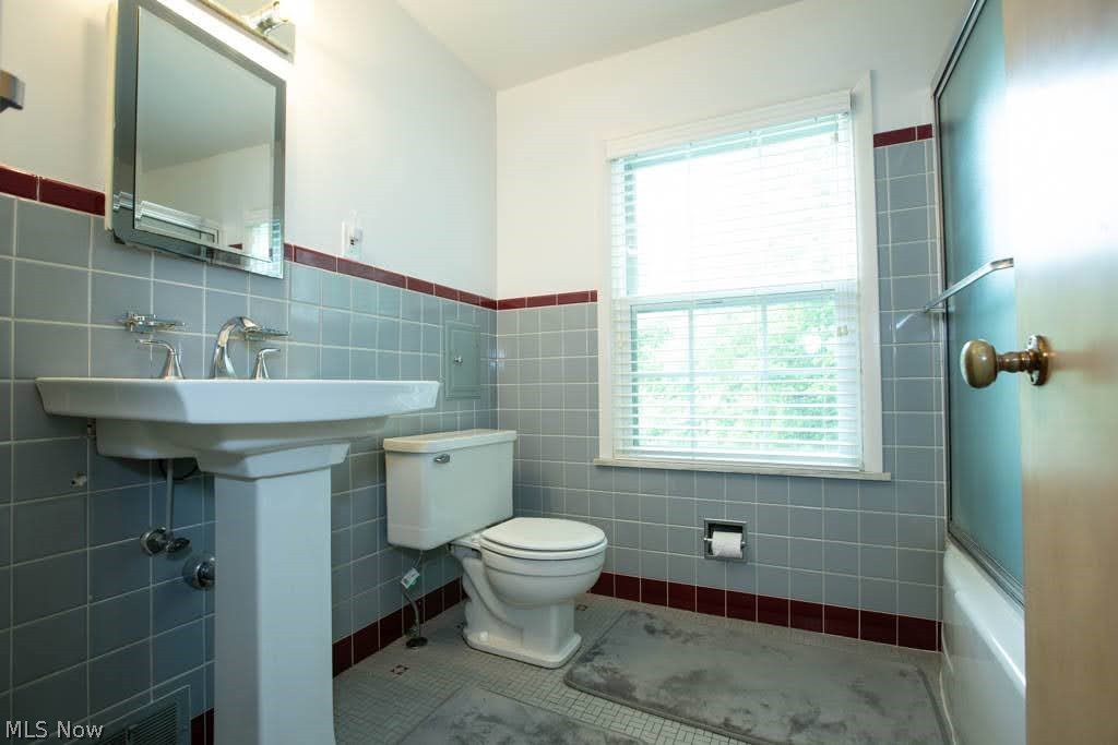 Rapid Transit Land Sales Compa - Residential