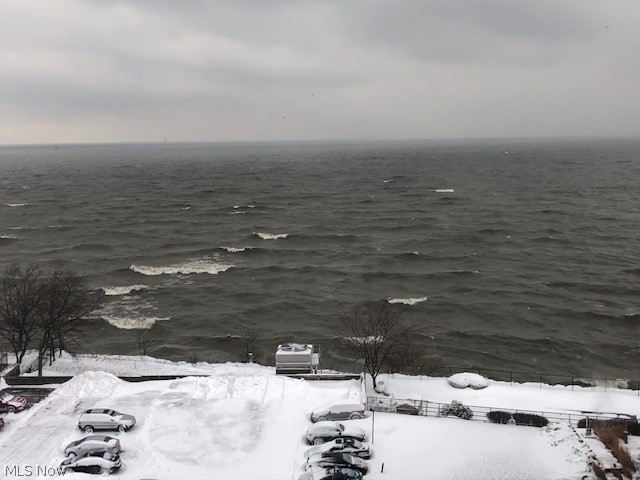 Lake House Condo - Residential