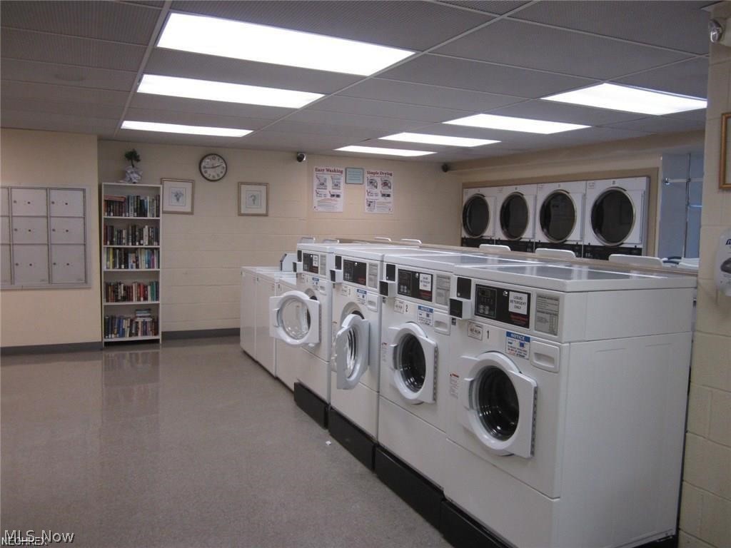 Lake House Condo - Residential