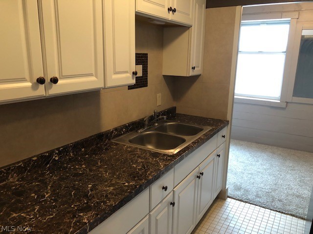 Lake House Condo - Residential