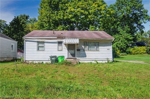 Homes For Sale - 1507 S Freedom Avenue<br/> Alliance, OH 44601