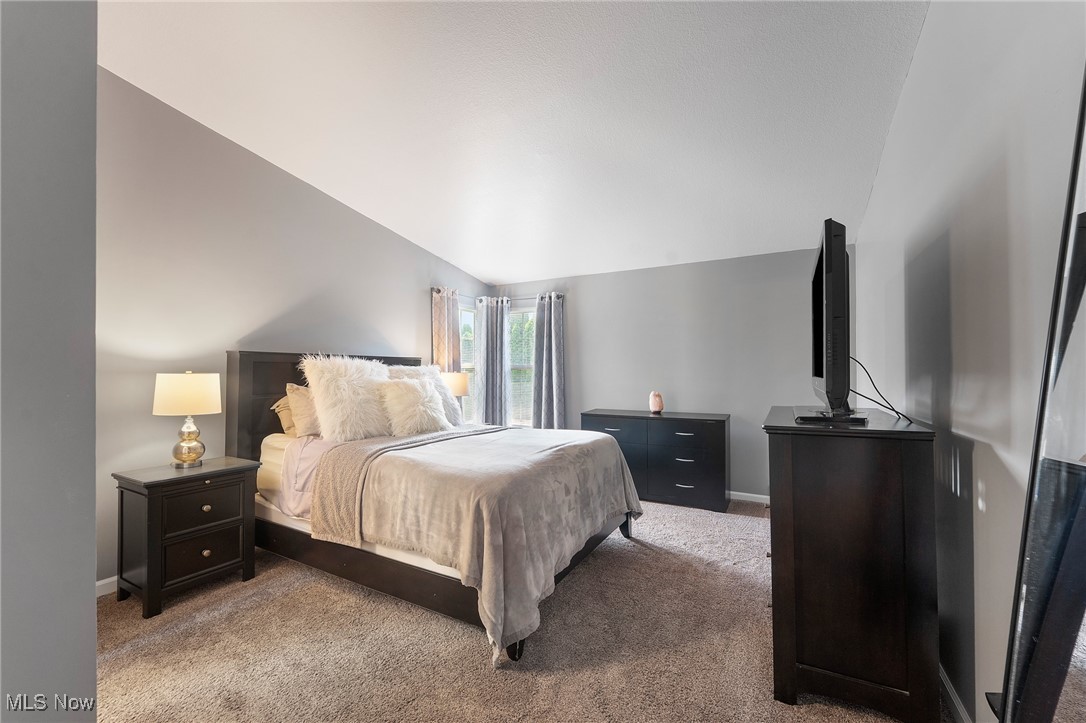 Back Bay / arrowhead - Residential