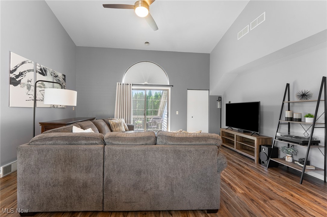 Back Bay / arrowhead - Residential