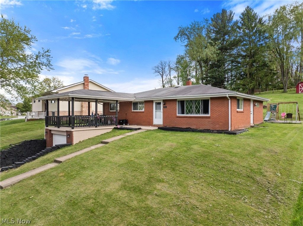 Photo of 942 Overlook Drive, Wintersville, OH 43953 (MLS # 5207790)