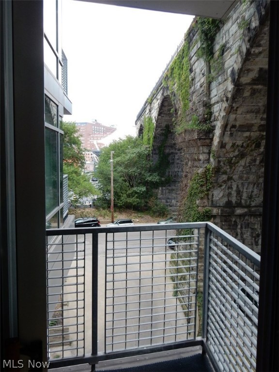 Stonebridge Plaza Condominiums - Residential