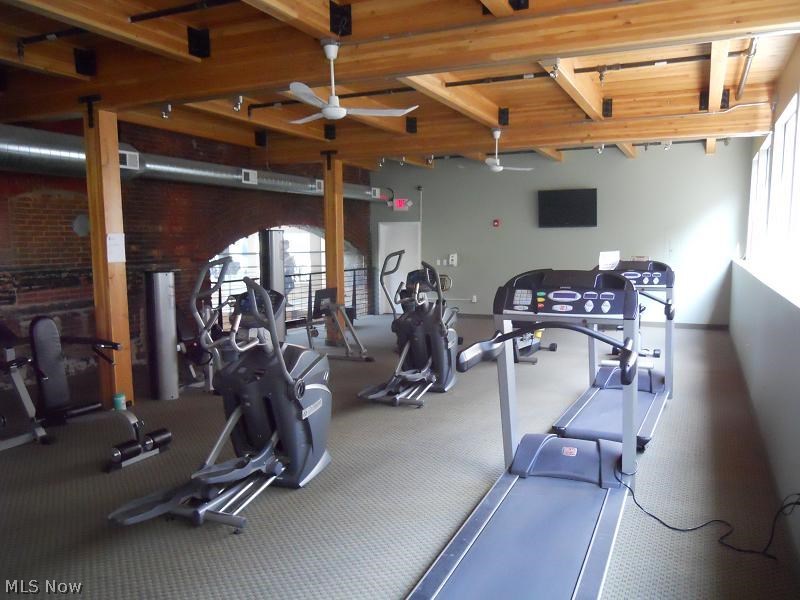 Stonebridge Plaza Condominiums - Residential