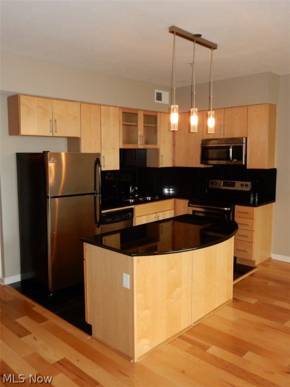 Stonebridge Plaza Condominiums - Residential