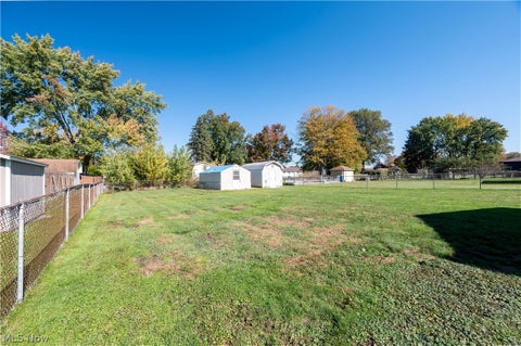 Tiny photo for 4710 Pinegrove Avenue, Youngstown, OH 44515 (MLS # 5254936)