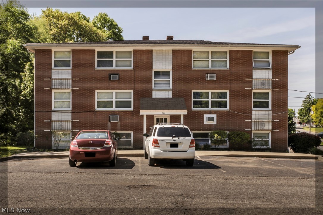 Canton - Residential Income