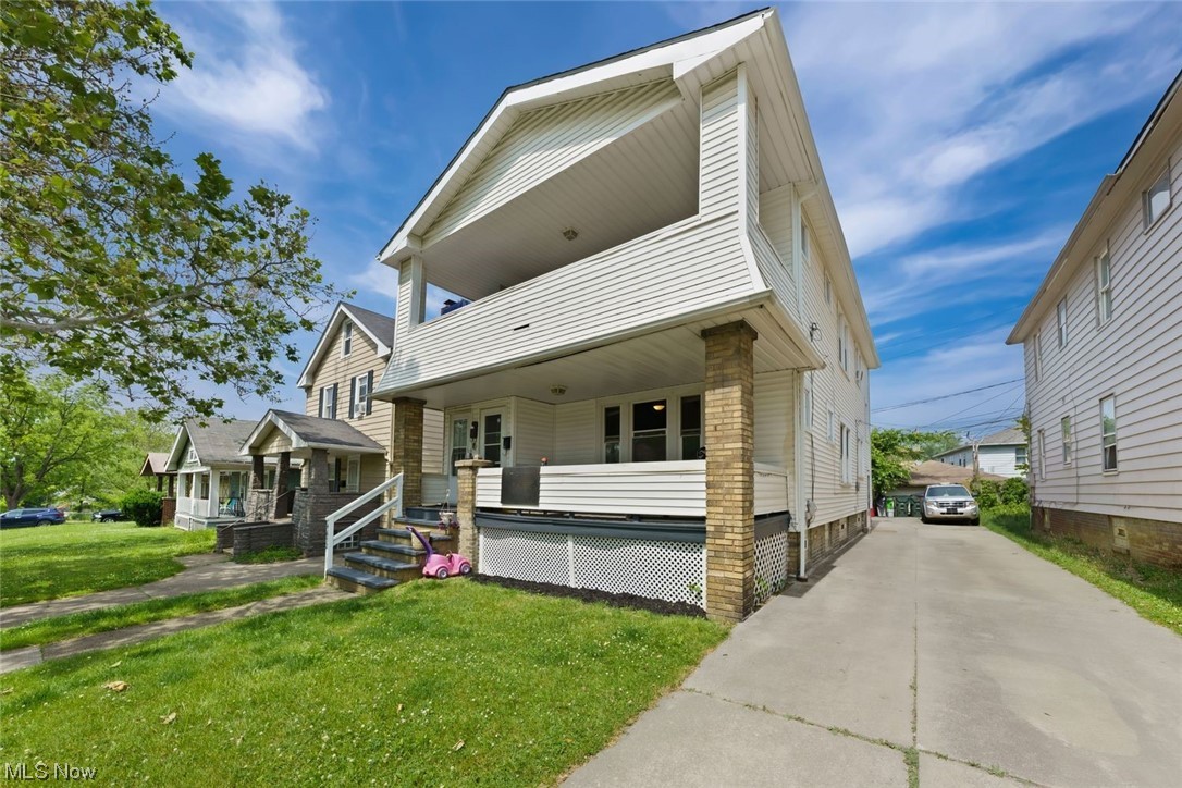 Garfield Blvd - Residential Income