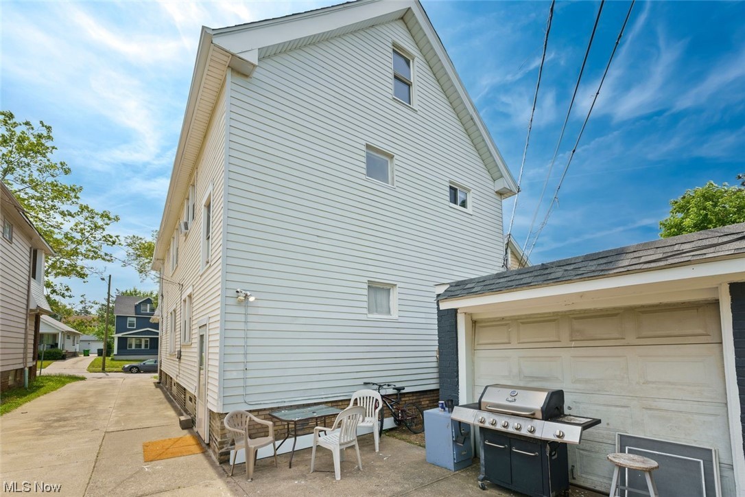 Garfield Blvd - Residential Income