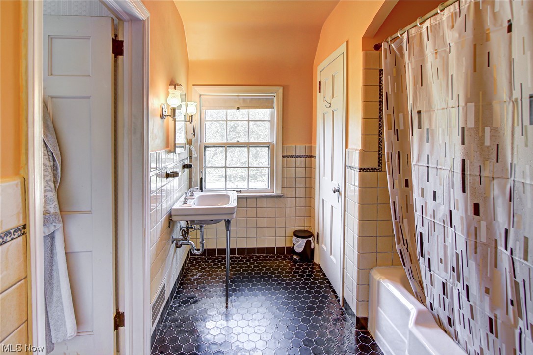 Van Sweringen Cos 24 - Residential