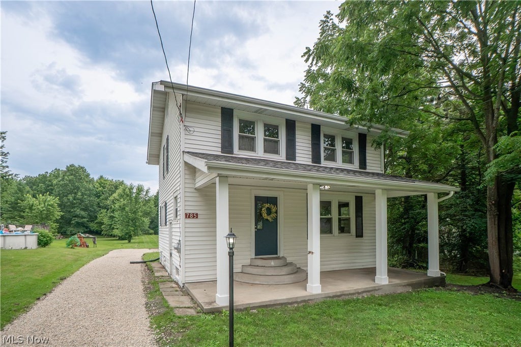 Photo of 785 Chenoweth Extension, Akron, OH 44319 (MLS # 5226054)