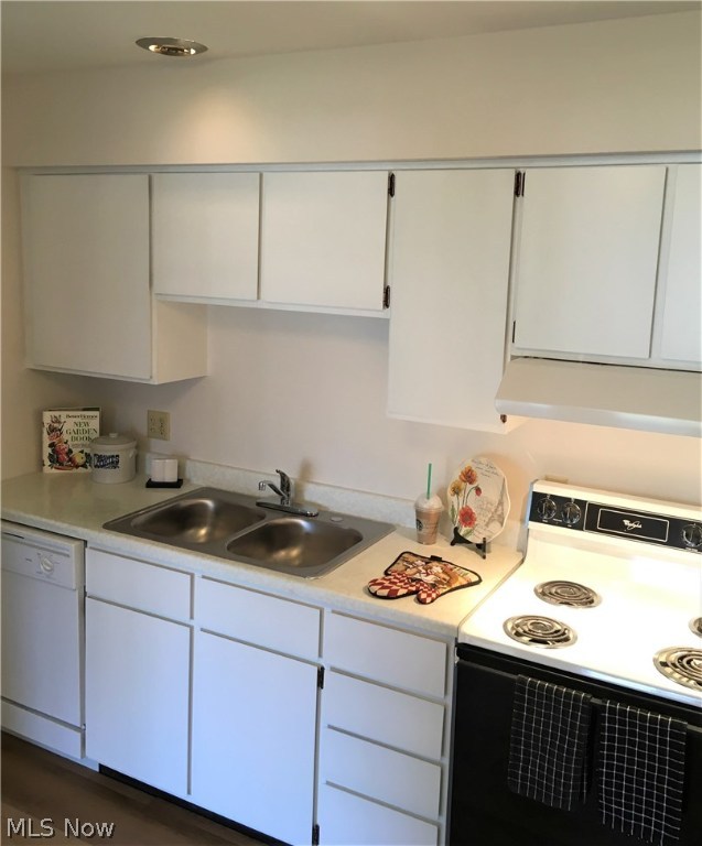 Versailles At Hudson Condo - Residential