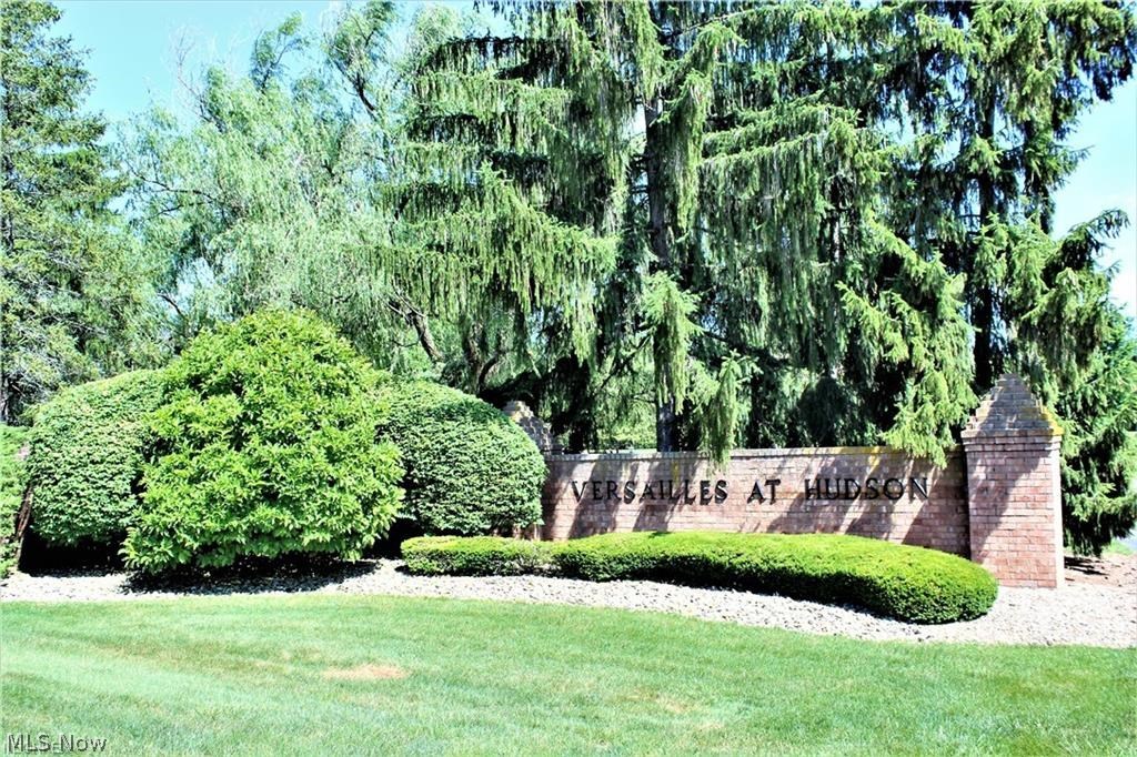 Versailles At Hudson Condo - Residential