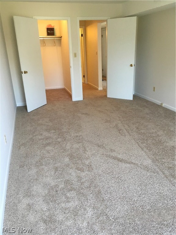 Versailles At Hudson Condo - Residential