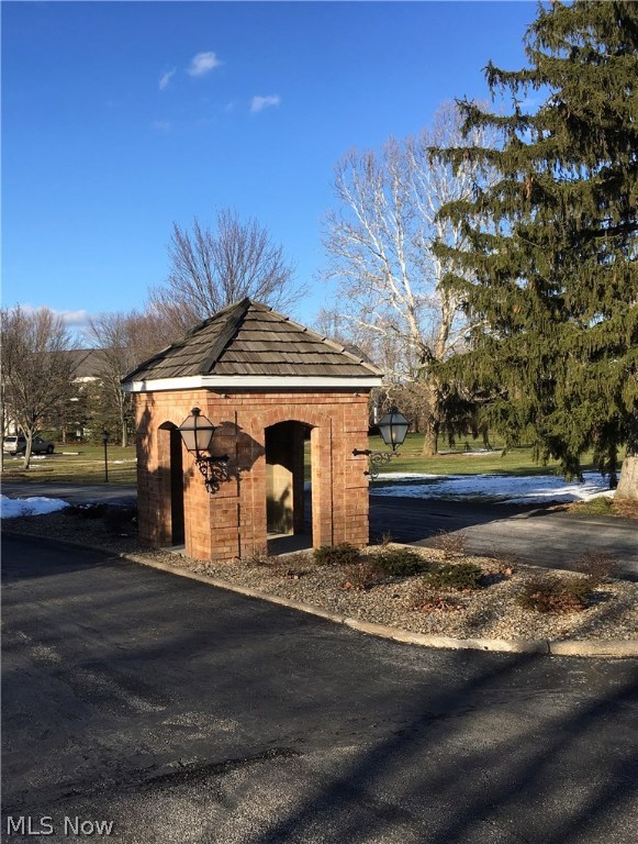 Versailles At Hudson Condo - Residential